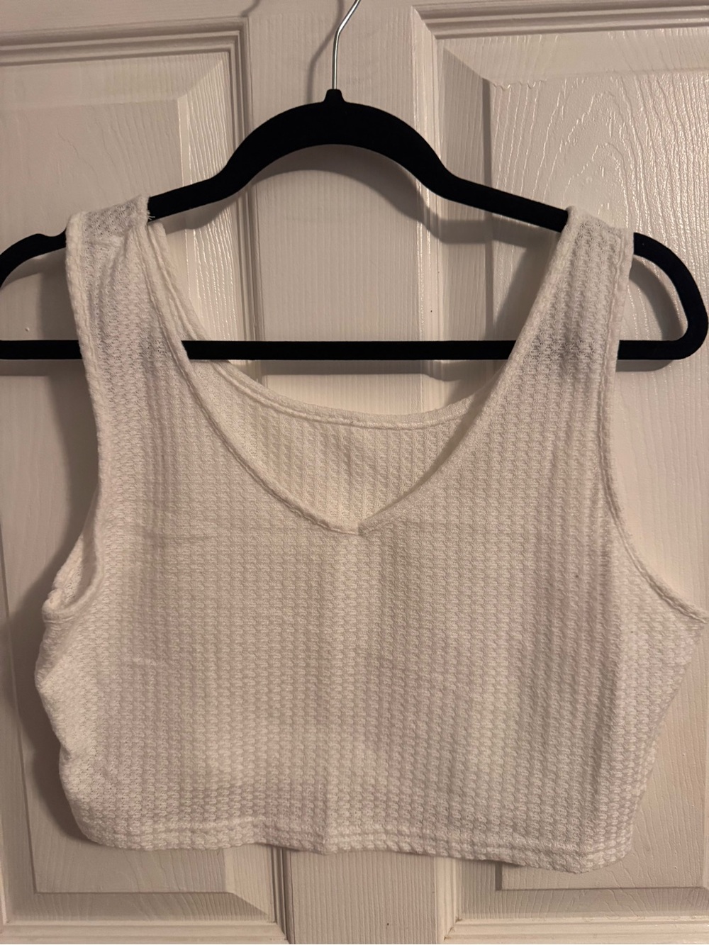 Textured White V-Neck Sleeveless Crop Top
